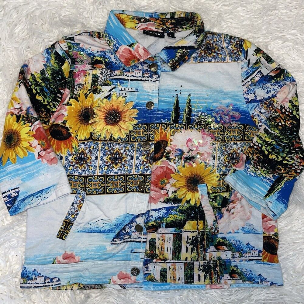 Onque Casuals Woman’s Top Artful Sea Print Size Large Sequins